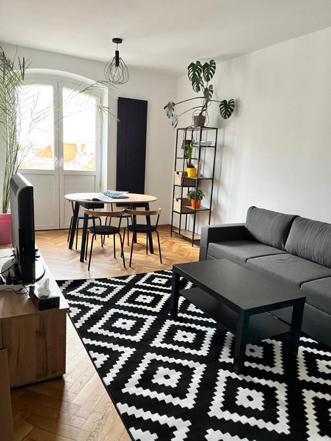 Ohmyhome - Plac Pieciu Rogow - Centrum 华沙 外观 照片