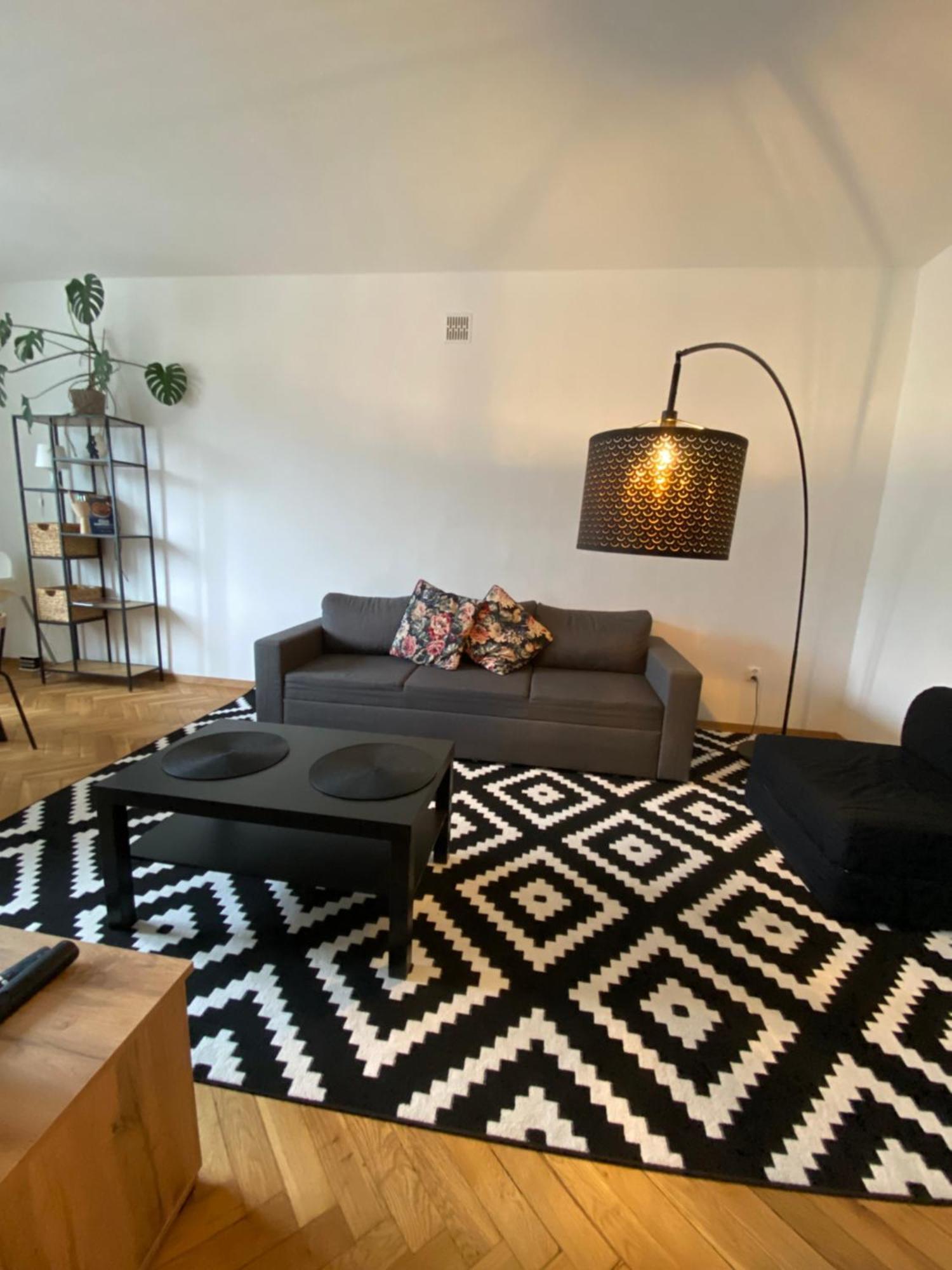 Ohmyhome - Plac Pieciu Rogow - Centrum 华沙 外观 照片
